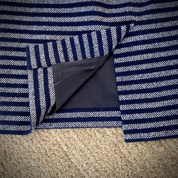 J. Crew Wool Colorblock Pencil Skirt in Navy/Grey Stripe, Size 4 - Picture 7 of 12